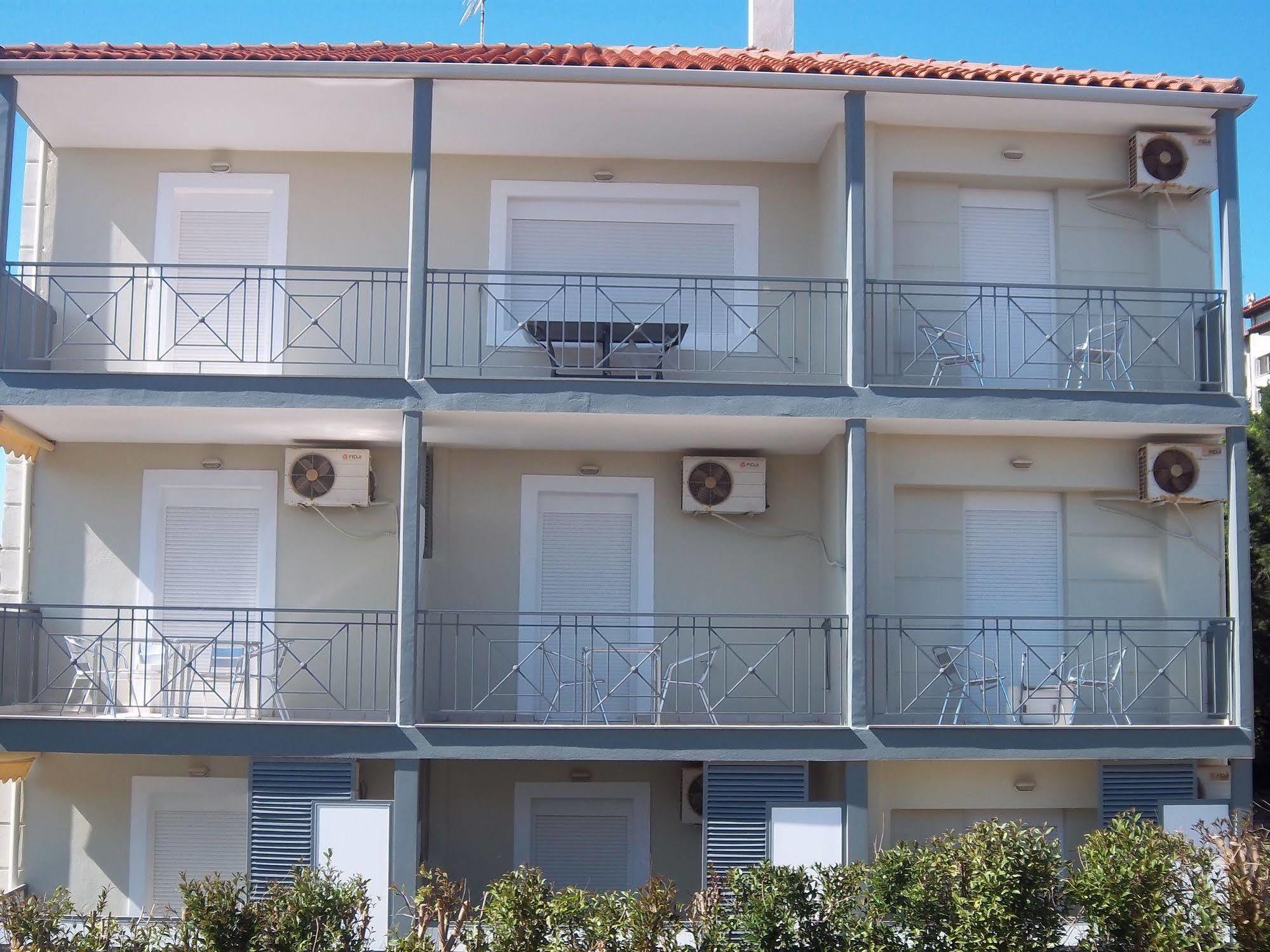 Milos Apartments أفيتوس المظهر الخارجي الصورة